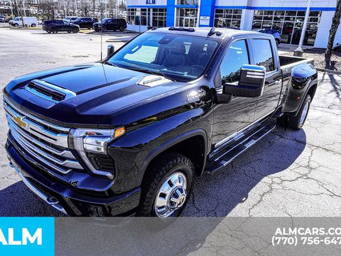 Used 2024 Chevrolet Silverado 3500 High Country image 22