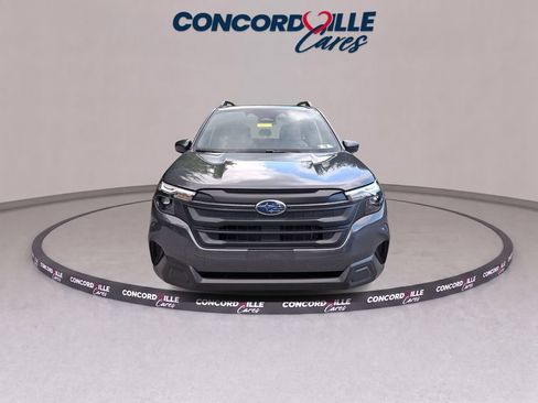 Certified 2025 Subaru Forester AWD/4WD image 3