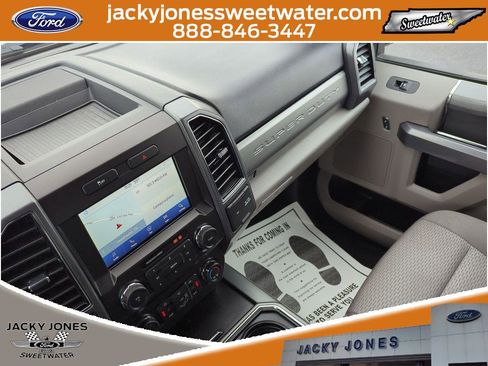 Certified 2022 Ford F350 XLT w/ XLT Premium Package image 18