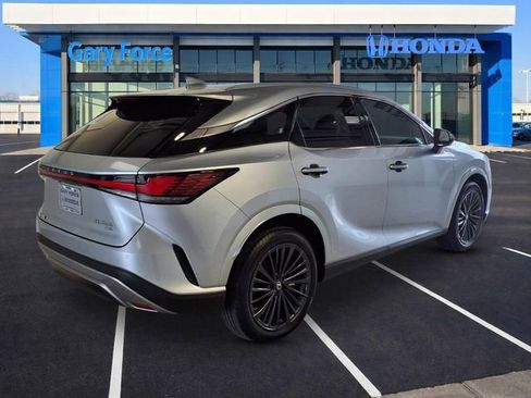 Used 2026 Lexus RX 350h w/ Convenience Package AWD/4WD image 2