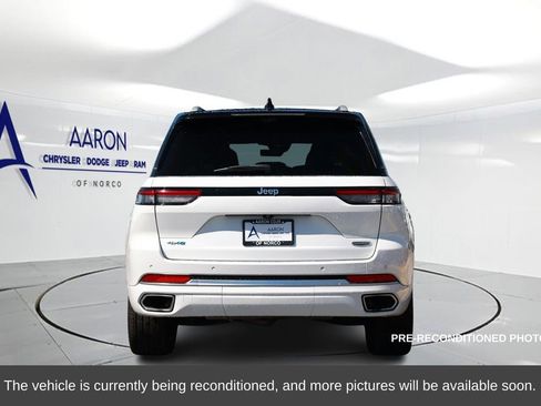 Used 2024 Jeep Wrangler Unlimited Rubicon 4xe w/ Technology Group image 3