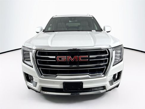 Used 2024 GMC Yukon XL SLT image 7
