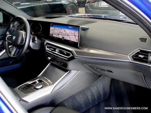 Used 2023 BMW 330i Sedan w/ M Sport Package RWD image 36