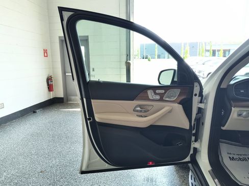 Used 2022 Mercedes-Benz GLE 450 4MATIC image 10