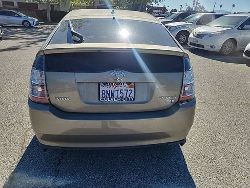 Used 2005 Toyota Prius Base image 4
