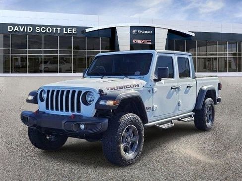 Used 2023 Jeep Gladiator Rubicon w/ Cold Weather Group AWD/4WD image 1