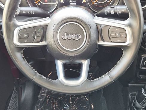 Used 2022 Jeep Wrangler Unlimited Sahara w/ Cold Weather Group image 26