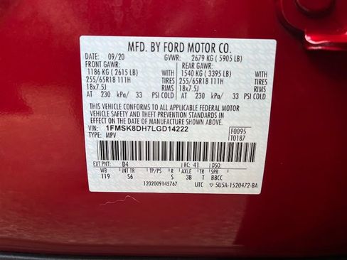 Used 2020 Ford Explorer XLT w/ Equipment Group 202A AWD/4WD image 7