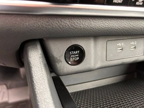 Used 2026 Nissan Rogue SV AWD/4WD image 25