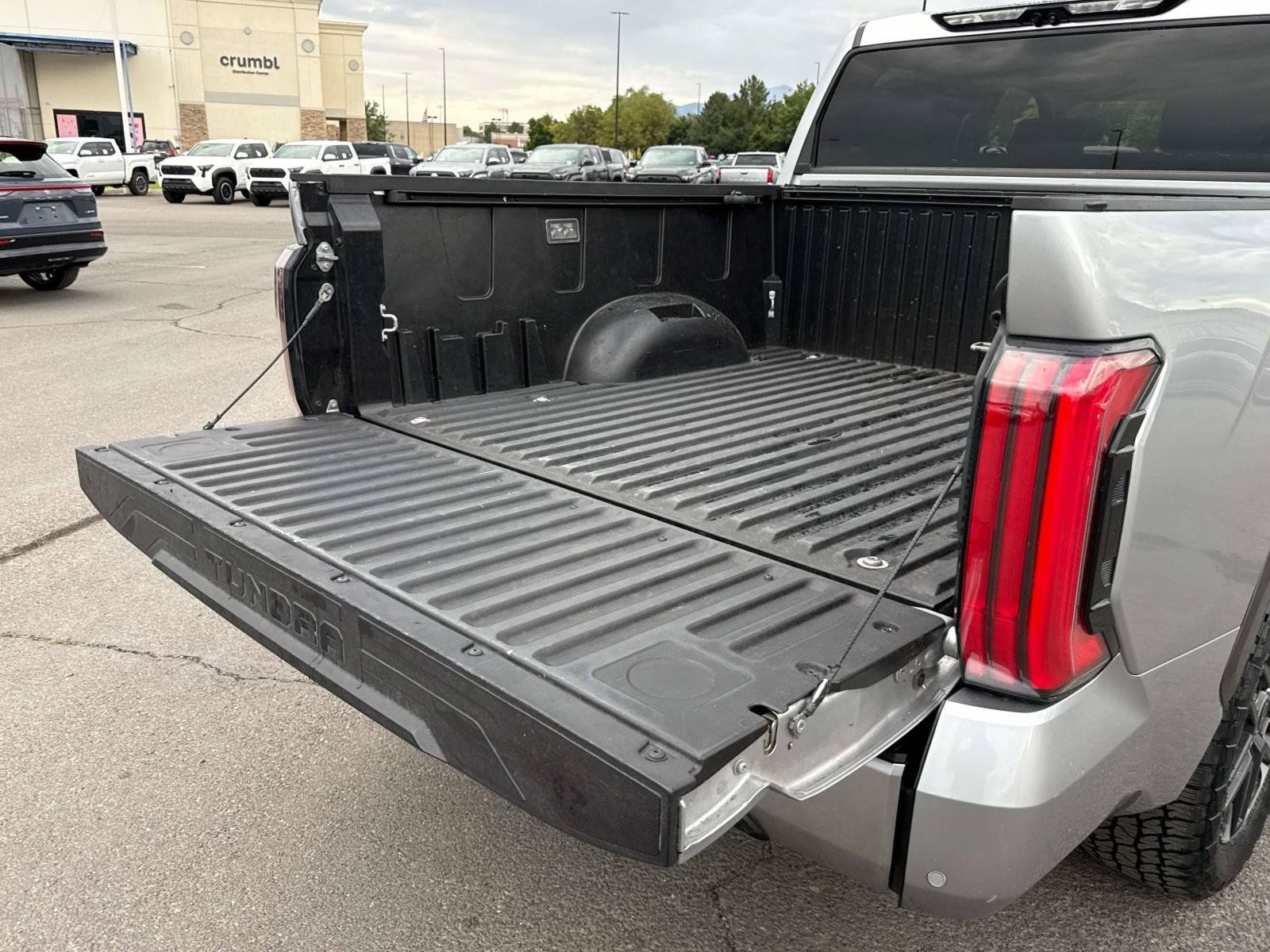 Used 2024 Toyota Tundra Limited AWD/4WD image 15