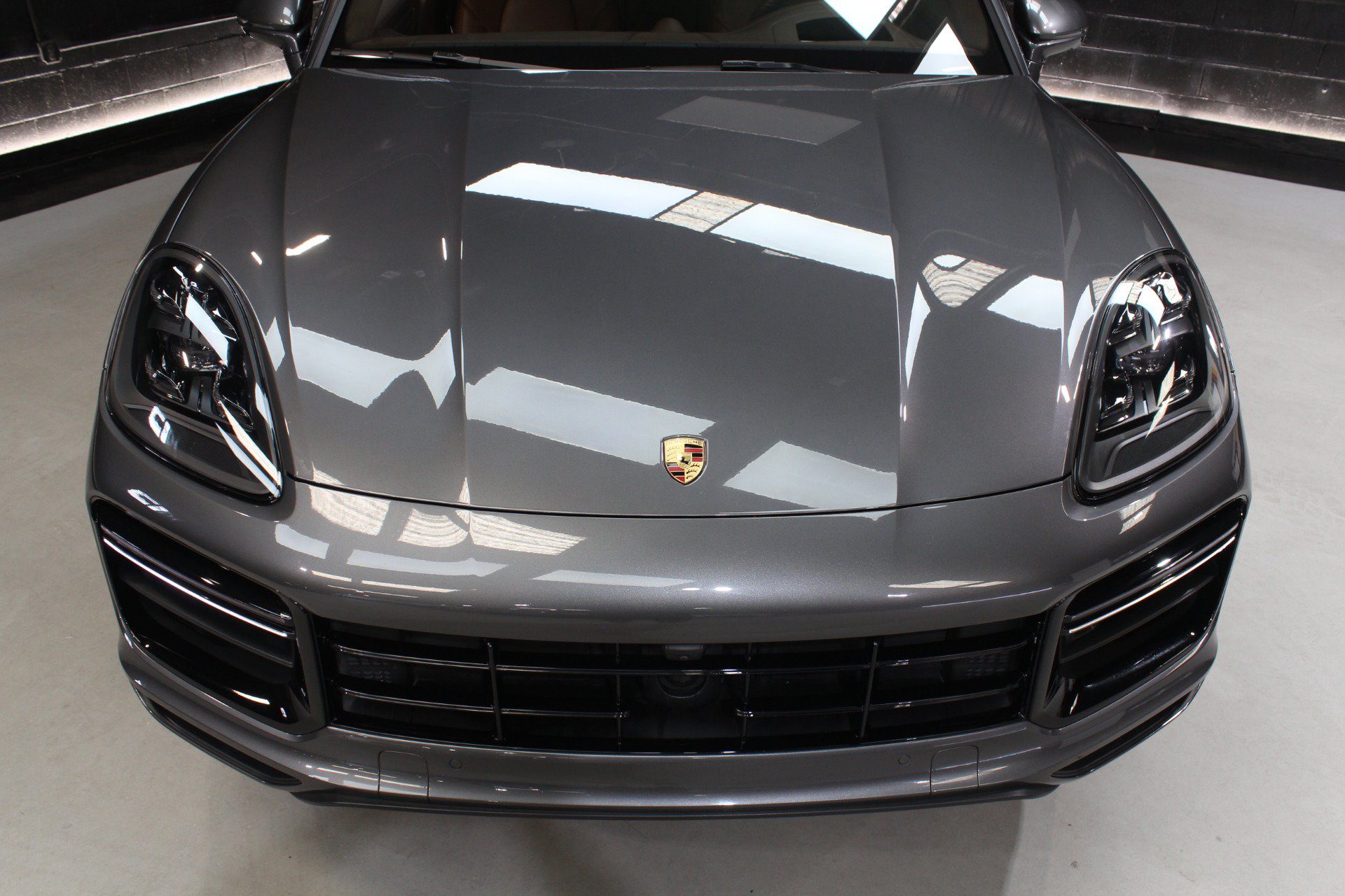 Used 2023 Porsche Cayenne Turbo AWD/4WD image 9