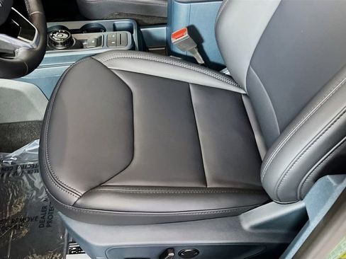 New 2025 Ford Maverick Lariat w/ Black Appearance Package image 22