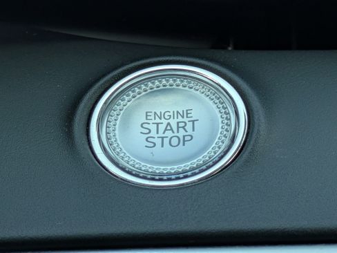 Certified 2022 Genesis GV70 3.5T Sport w/ Sport Prestige Package AWD/4WD image 33
