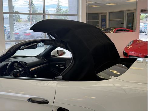 Used 2019 Porsche 718 Boxster image 27