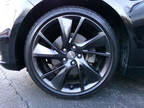 Used 2023 Genesis G70 2.0T w/ Sport Prestige Package image 29