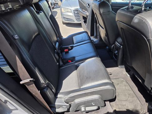 Used 2017 Dodge Journey Crossroad AWD/4WD image 14