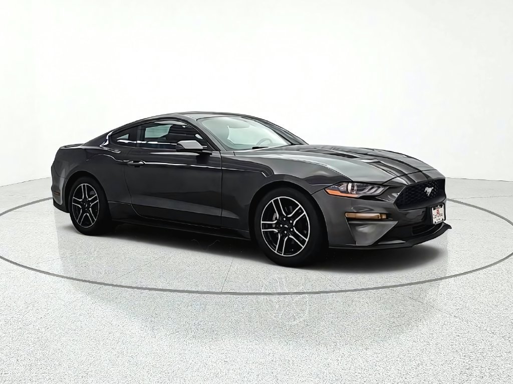 Used 2020 Ford Mustang Premium RWD image 9