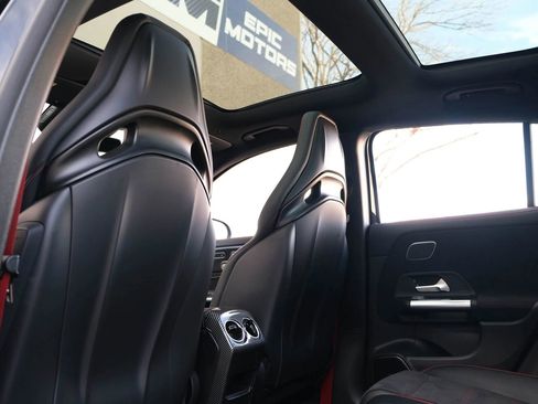 Used 2022 Mercedes-Benz GLA 45 AMG 4MATIC image 28