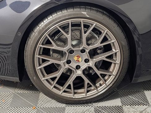 Certified 2025 Porsche 911 Carrera image 13