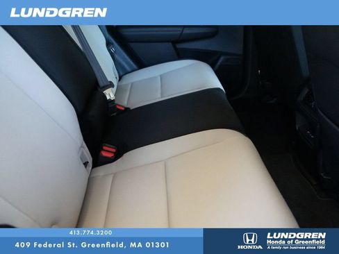 Used 2024 Honda CR-V EX image 32