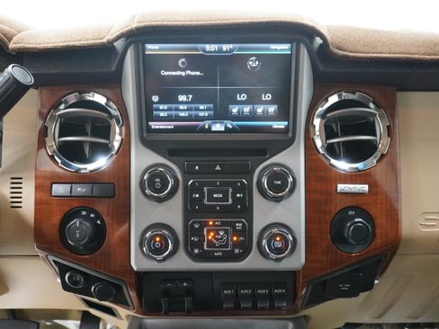 Used 2015 Ford F250 King Ranch w/ FX4 Off-Road Package AWD/4WD image 26
