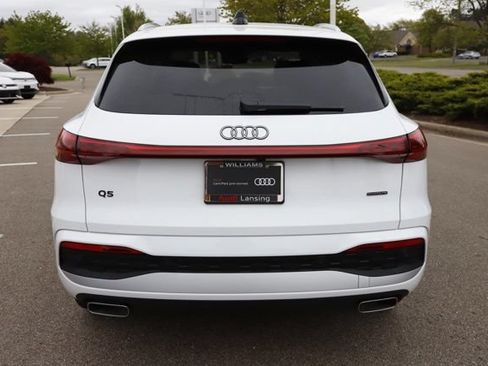 Used 2025 Audi Q5 Premium w/ Convenience Package AWD/4WD image 6