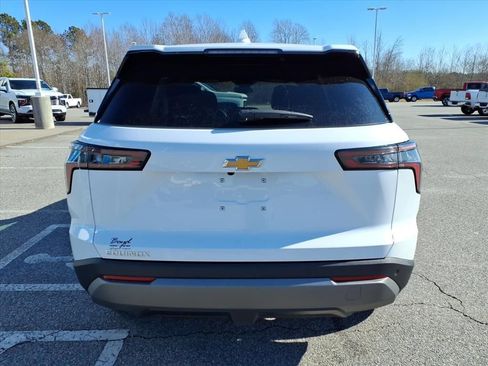 Used 2025 Chevrolet Equinox LT image 4