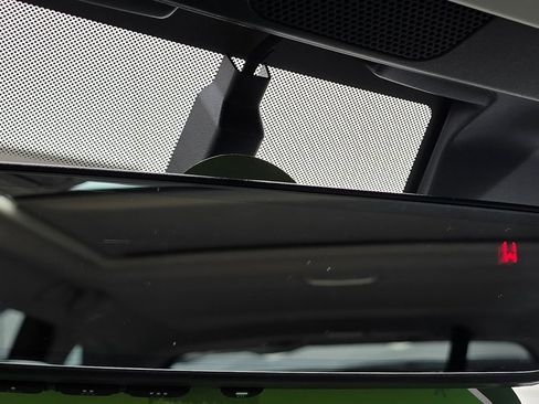 Used 2024 Subaru Forester Premium image 27