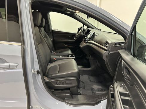 Used 2024 Honda Odyssey Sport image 35