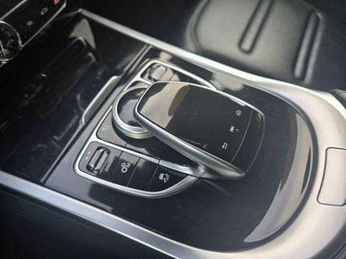 Certified 2019 Mercedes-Benz G 550 image 31