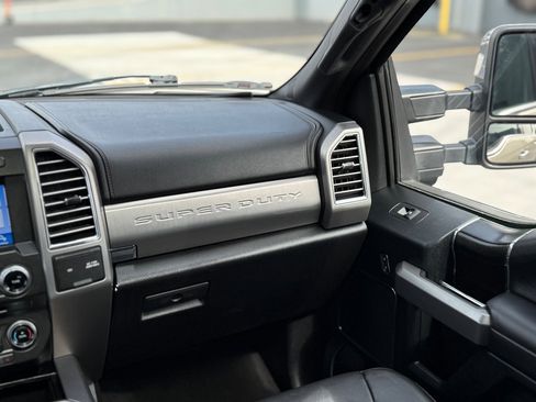 Used 2018 Ford F250 Platinum w/ Platinum Ultimate Package image 21