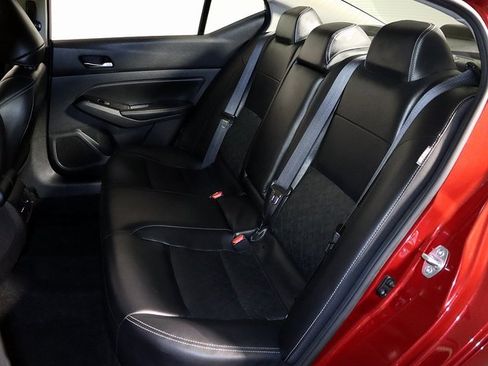 Used 2024 Nissan Altima 2.5 SL image 13