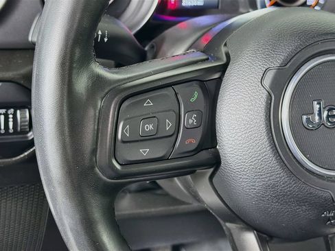 Used 2022 Jeep Gladiator Sport AWD/4WD image 10