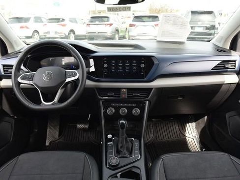 Used 2023 Volkswagen Taos SE image 7