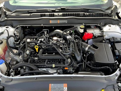 Used 2019 Ford Fusion SE w/ Equipment Group 151A image 9