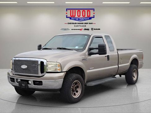Used 2006 Ford F250 XLT AWD/4WD image 3