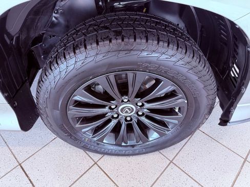 Certified 2023 Lexus GX 460 Premium AWD/4WD image 16