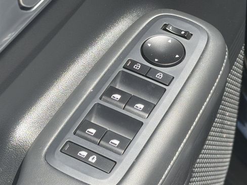 Used 2024 Hyundai Santa Fe SEL FWD image 18