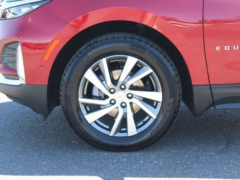Used 2023 Chevrolet Equinox Premier AWD/4WD image 21