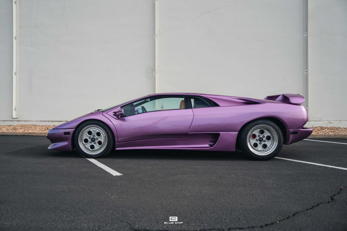 Used 1991 Lamborghini Diablo Coupe RWD image 2