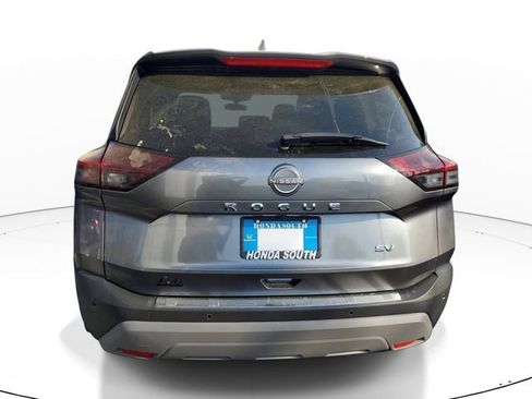 Used 2023 Nissan Rogue SV FWD image 5