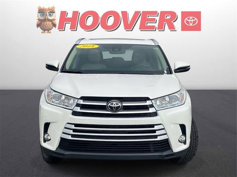 Used 2018 Toyota Highlander XLE image 7