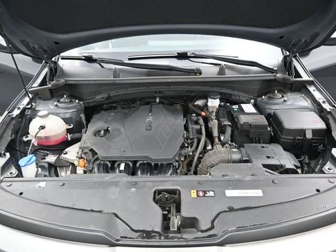 Used 2024 Kia Sportage LX image 11