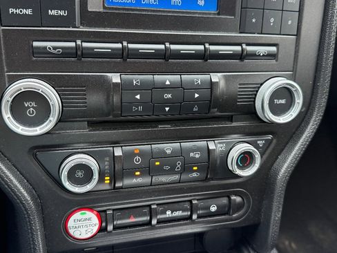 Used 2015 Ford Mustang Coupe image 27