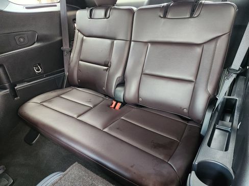 Used 2025 Ford Explorer Platinum w/ LUX Leather Package AWD/4WD image 32