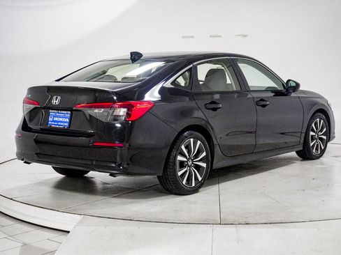 Used 2022 Honda Civic EX image 11