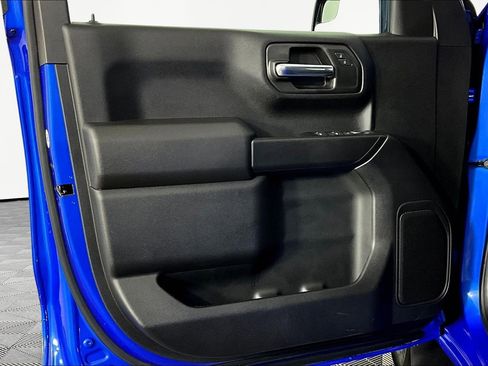 Used 2025 Chevrolet Silverado 1500 Custom image 22