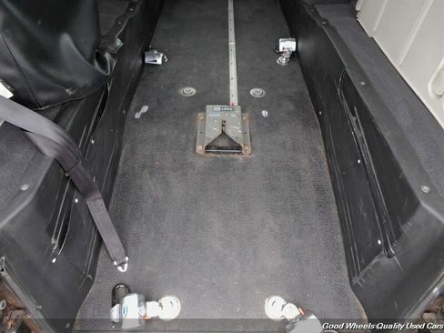 Used 2015 Chrysler Town & Country Touring-L w/ Driver Convenience Group FWD image 26