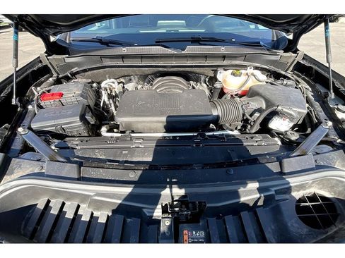 Used 2023 Chevrolet Tahoe Premier image 11