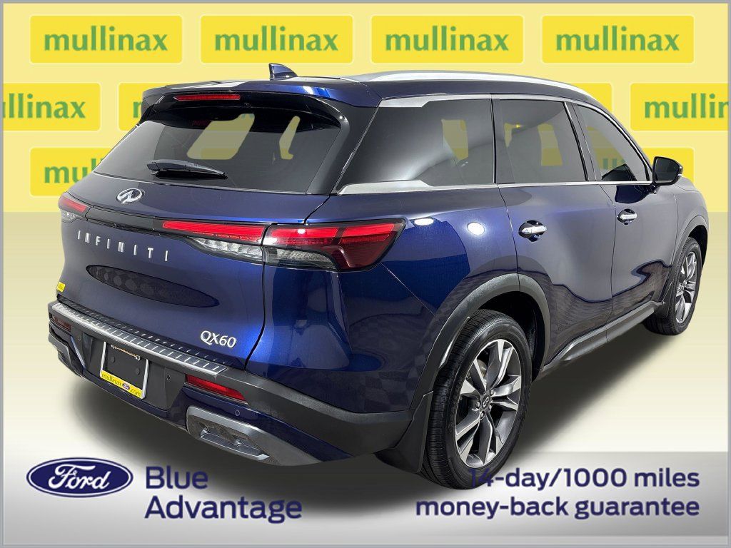 Used 2022 INFINITI QX60 Luxe w/ Vision Package FWD image 4